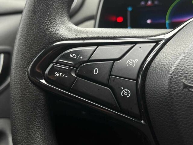 Красный Рено Зое, объемом двигателя 0 л и пробегом 62 тыс. км за 13500 $, фото 13 на Automoto.ua