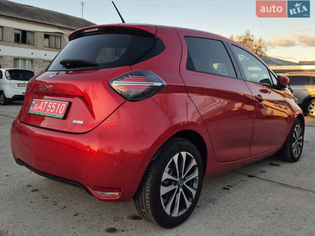 Червоний Рено Зое, об'ємом двигуна 0 л та пробігом 129 тис. км за 13800 $, фото 1 на Automoto.ua
