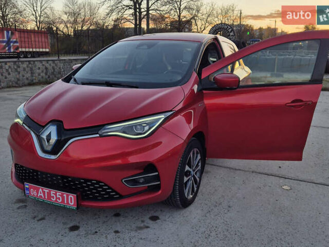 Червоний Рено Зое, об'ємом двигуна 0 л та пробігом 129 тис. км за 13800 $, фото 4 на Automoto.ua