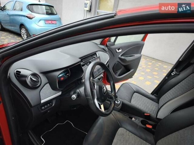 Червоний Рено Зое, об'ємом двигуна 0 л та пробігом 69 тис. км за 12800 $, фото 14 на Automoto.ua
