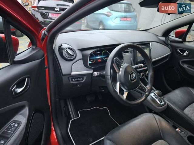 Червоний Рено Зое, об'ємом двигуна 0 л та пробігом 69 тис. км за 12800 $, фото 20 на Automoto.ua