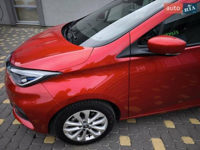 Червоний Рено Зое, об'ємом двигуна 0 л та пробігом 69 тис. км за 12800 $, фото 4 на Automoto.ua