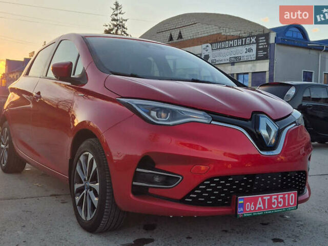 Червоний Рено Зое, об'ємом двигуна 0 л та пробігом 129 тис. км за 13800 $, фото 13 на Automoto.ua