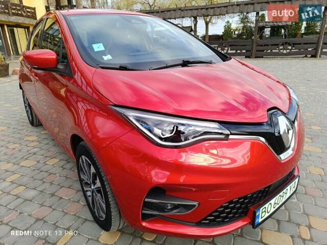 Красный Рено Зое, объемом двигателя 0 л и пробегом 21 тыс. км за 13999 $, фото 20 на Automoto.ua