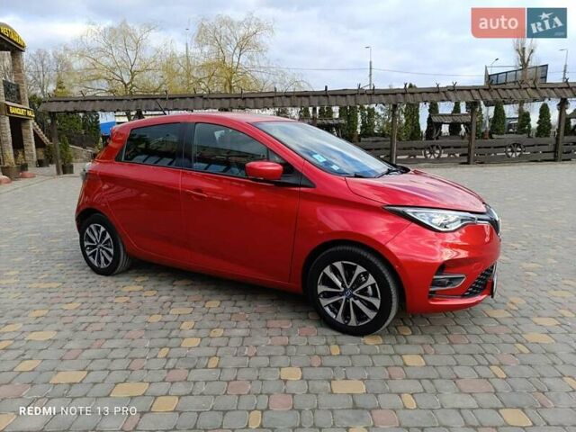 Красный Рено Зое, объемом двигателя 0 л и пробегом 21 тыс. км за 13999 $, фото 15 на Automoto.ua