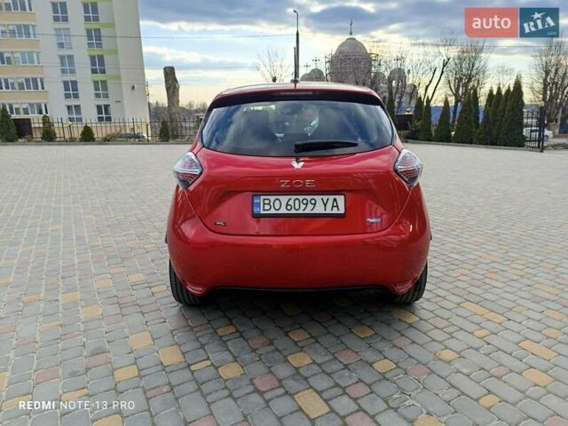 Красный Рено Зое, объемом двигателя 0 л и пробегом 21 тыс. км за 13999 $, фото 9 на Automoto.ua