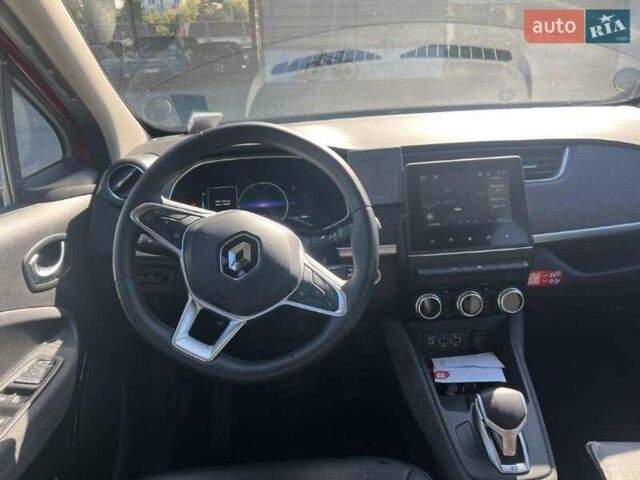 Червоний Рено Зое, об'ємом двигуна 0 л та пробігом 18 тис. км за 10800 $, фото 3 на Automoto.ua