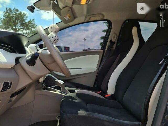 Рено Зое, об'ємом двигуна 0 л та пробігом 116 тис. км за 13499 $, фото 8 на Automoto.ua