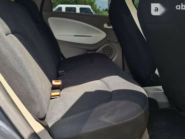 Рено Зое, об'ємом двигуна 0 л та пробігом 116 тис. км за 13499 $, фото 16 на Automoto.ua