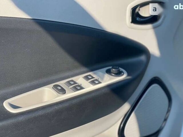 Рено Зое, об'ємом двигуна 0 л та пробігом 58 тис. км за 11300 $, фото 6 на Automoto.ua