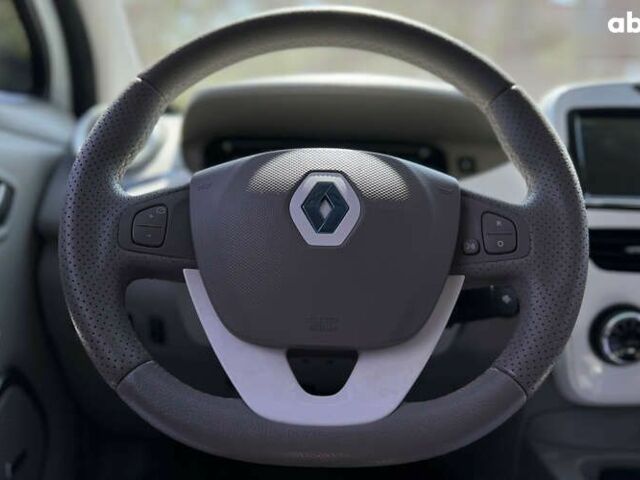 Рено Зое, объемом двигателя 0 л и пробегом 127 тыс. км за 6200 $, фото 17 на Automoto.ua