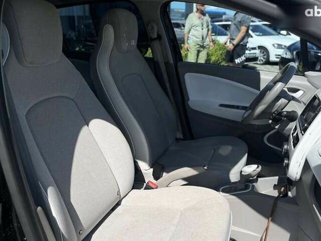 Рено Зое 2013 в Мукачево на Automoto.ua Рено Зое, объемом двигателя 0 л и пробегом 113 тыс. км за 6990 $, фото 22 на Automoto.ua