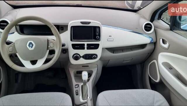 Рено Зое, об'ємом двигуна 0 л та пробігом 118 тис. км за 7700 $, фото 7 на Automoto.ua