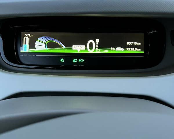 Рено Зое, объемом двигателя 0 л и пробегом 83 тыс. км за 6200 $, фото 20 на Automoto.ua