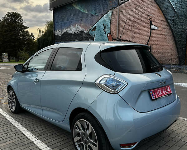 Рено Зое, объемом двигателя 0 л и пробегом 106 тыс. км за 7200 $, фото 7 на Automoto.ua