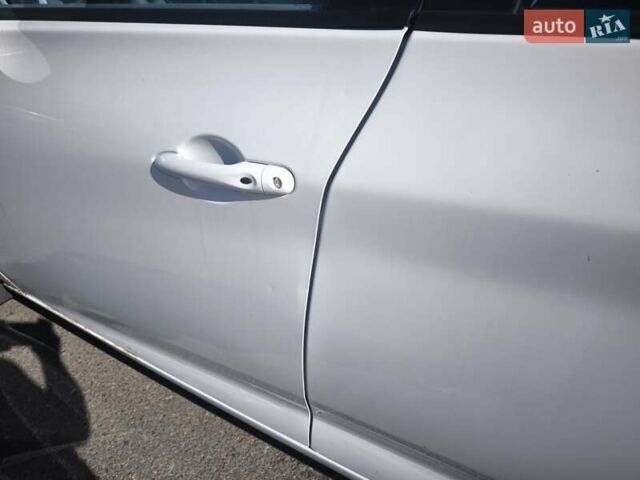 Рено Зое, об'ємом двигуна 0 л та пробігом 91 тис. км за 5300 $, фото 5 на Automoto.ua