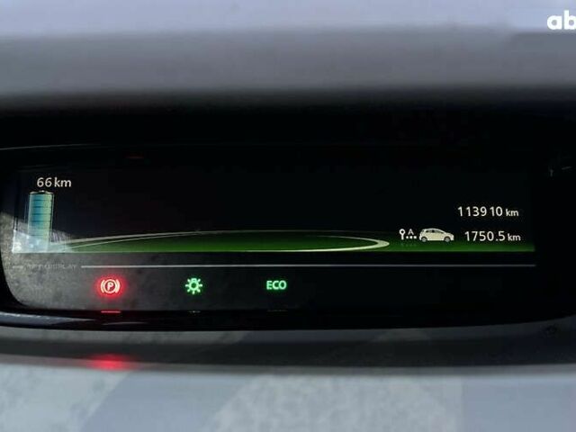 Рено Зое, объемом двигателя 0 л и пробегом 113 тыс. км за 6800 $, фото 14 на Automoto.ua