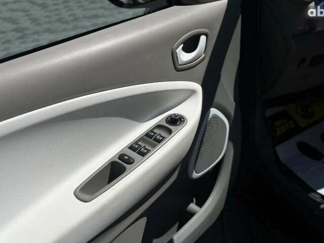 Рено Зое, об'ємом двигуна 0 л та пробігом 113 тис. км за 6990 $, фото 9 на Automoto.ua