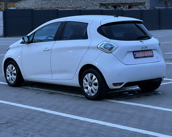 Рено Зое, объемом двигателя 0 л и пробегом 87 тыс. км за 5900 $, фото 3 на Automoto.ua