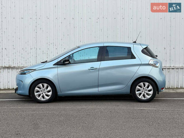 Рено Зое, объемом двигателя 0 л и пробегом 104 тыс. км за 6400 $, фото 2 на Automoto.ua