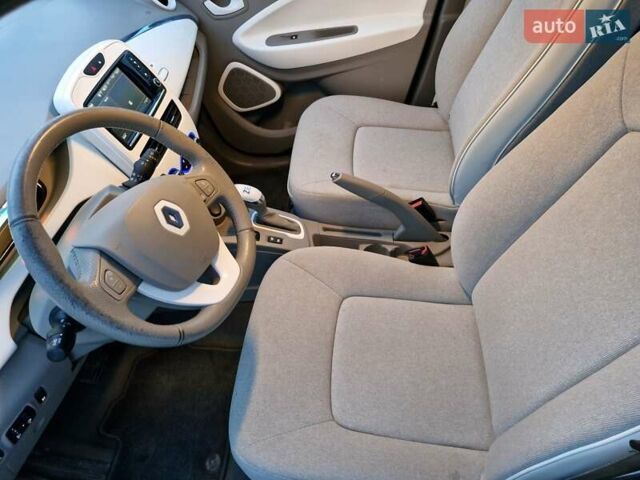 Рено Зое, об'ємом двигуна 0 л та пробігом 95 тис. км за 6700 $, фото 7 на Automoto.ua