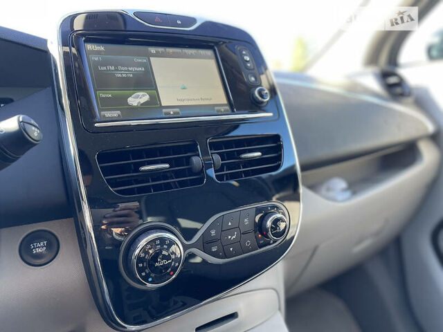 Рено Зое, объемом двигателя 0 л и пробегом 64 тыс. км за 11999 $, фото 47 на Automoto.ua