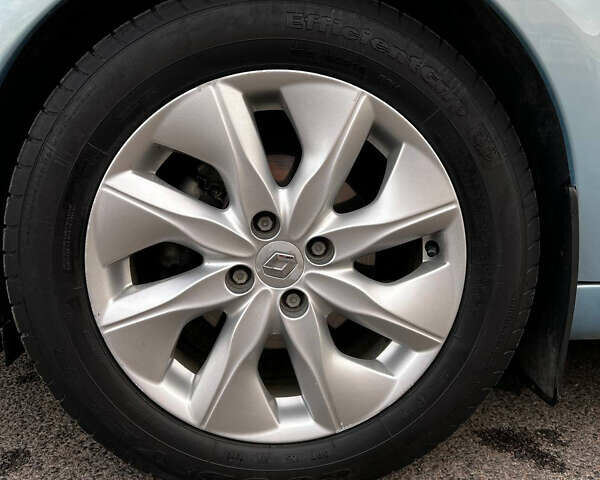 Рено Зое, объемом двигателя 0 л и пробегом 104 тыс. км за 6400 $, фото 7 на Automoto.ua