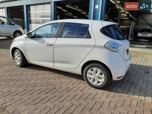 Рено Зое, объемом двигателя 0 л и пробегом 73 тыс. км за 8000 $, фото 14 на Automoto.ua