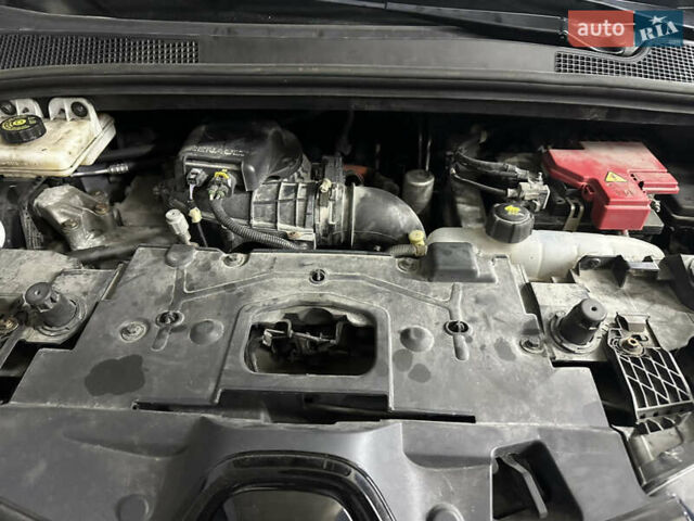 Рено Зое, объемом двигателя 0 л и пробегом 100 тыс. км за 6750 $, фото 19 на Automoto.ua