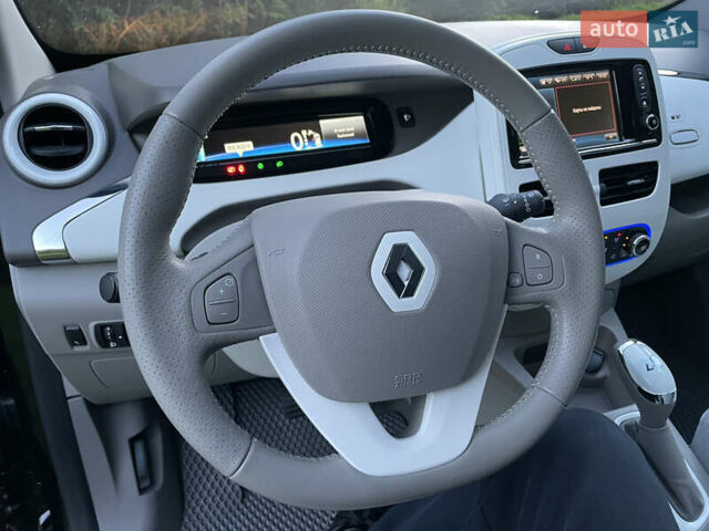 Рено Зое, об'ємом двигуна 0 л та пробігом 145 тис. км за 7299 $, фото 29 на Automoto.ua