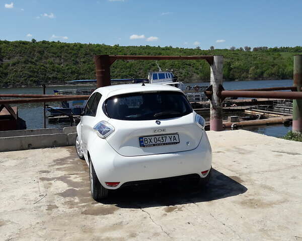 Рено Зое, об'ємом двигуна 0 л та пробігом 90 тис. км за 11500 $, фото 2 на Automoto.ua