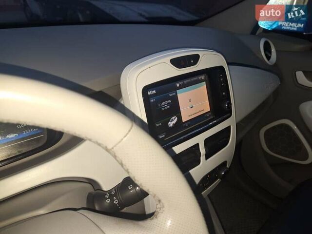 Рено Зое, объемом двигателя 0 л и пробегом 150 тыс. км за 5700 $, фото 8 на Automoto.ua