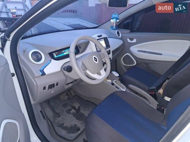 Рено Зое, объемом двигателя 0 л и пробегом 150 тыс. км за 5700 $, фото 6 на Automoto.ua
