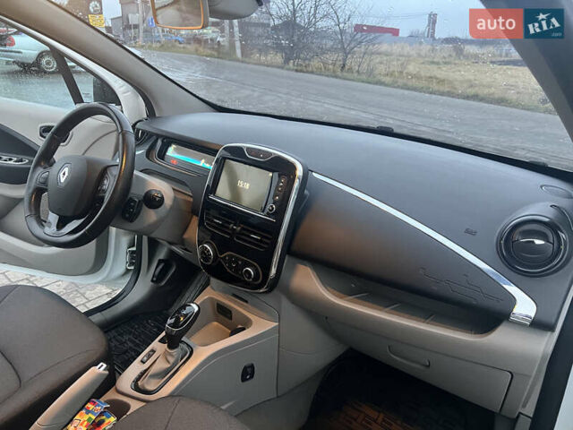 Рено Зое, об'ємом двигуна 0 л та пробігом 90 тис. км за 7099 $, фото 4 на Automoto.ua