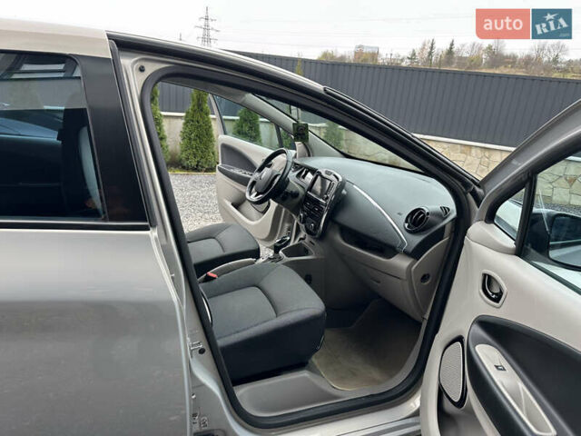 Рено Зое, объемом двигателя 0 л и пробегом 100 тыс. км за 6750 $, фото 16 на Automoto.ua