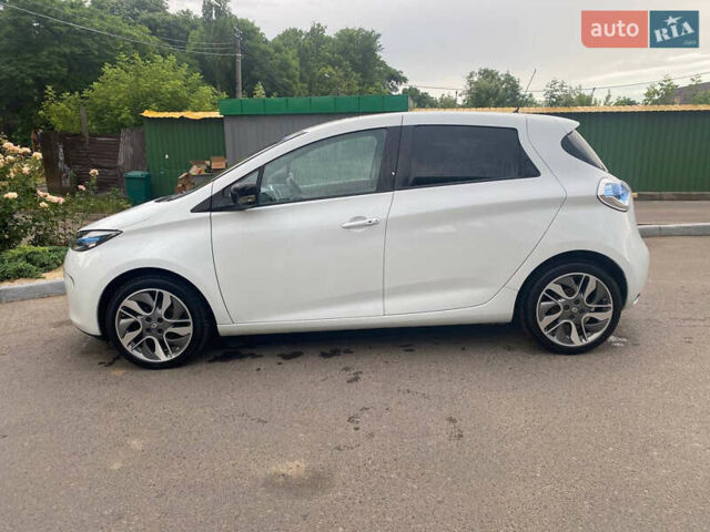 Рено Зое, объемом двигателя 0 л и пробегом 50 тыс. км за 7999 $, фото 5 на Automoto.ua