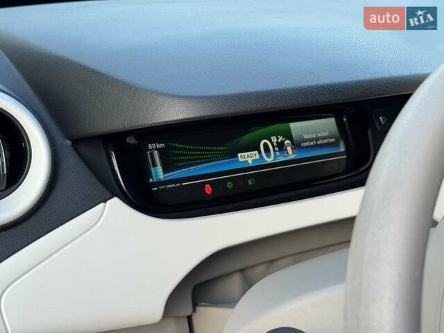 Рено Зое, об'ємом двигуна 0 л та пробігом 142 тис. км за 8500 $, фото 44 на Automoto.ua