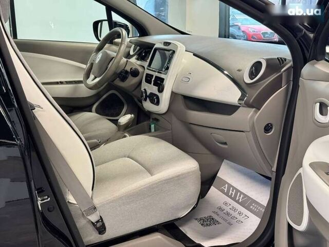 Рено Зое, объемом двигателя 0 л и пробегом 34 тыс. км за 7900 $, фото 29 на Automoto.ua