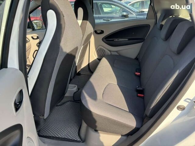 Рено Зое, об'ємом двигуна 0 л та пробігом 68 тис. км за 4900 $, фото 7 на Automoto.ua