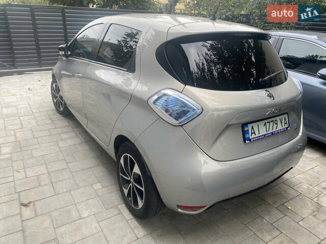 Рено Зое, об'ємом двигуна 0 л та пробігом 58 тис. км за 8000 $, фото 9 на Automoto.ua