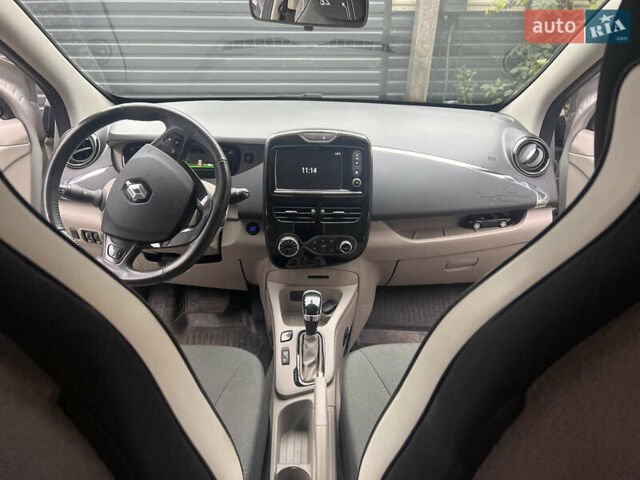 Рено Зое, об'ємом двигуна 0 л та пробігом 58 тис. км за 8000 $, фото 2 на Automoto.ua
