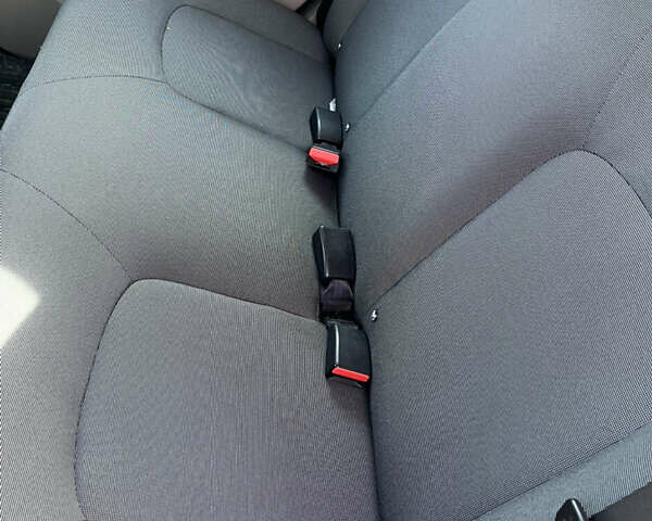 Рено Зое, объемом двигателя 0 л и пробегом 171 тыс. км за 6499 $, фото 5 на Automoto.ua