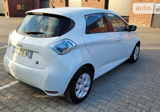 Рено Зое, об'ємом двигуна 0 л та пробігом 45 тис. км за 6999 $, фото 4 на Automoto.ua