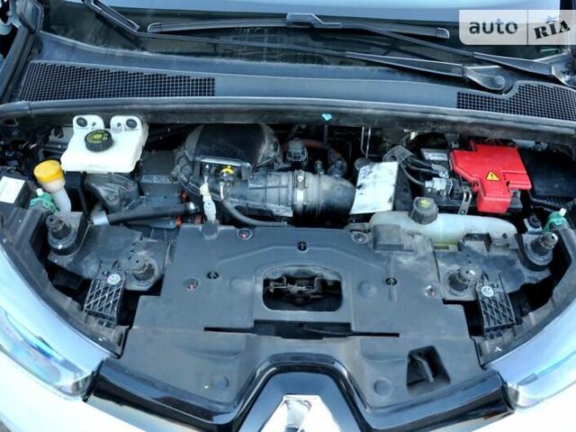 Рено Зое, объемом двигателя 0 л и пробегом 63 тыс. км за 7999 $, фото 26 на Automoto.ua