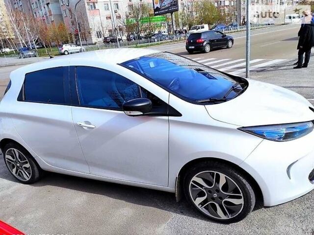 Рено Зое, объемом двигателя 0 л и пробегом 71 тыс. км за 10200 $, фото 7 на Automoto.ua