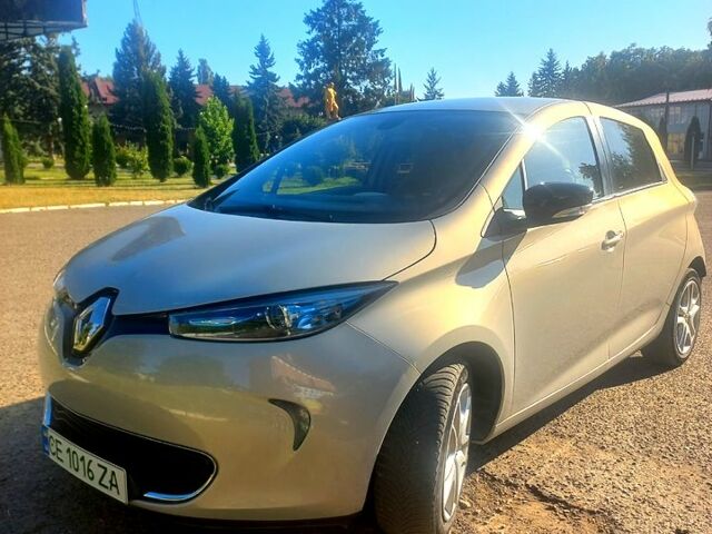 Рено Зое, объемом двигателя 65 л и пробегом 115 тыс. км за 7500 $, фото 1 на Automoto.ua