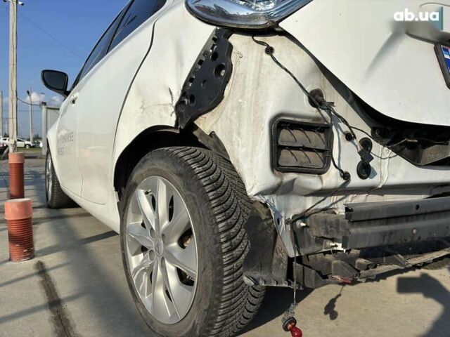 Рено Зое, об'ємом двигуна 0 л та пробігом 68 тис. км за 4900 $, фото 12 на Automoto.ua