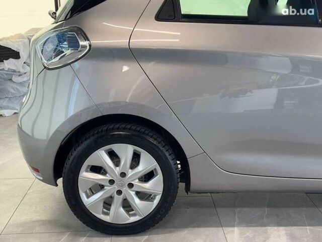 Рено Зое, объемом двигателя 0 л и пробегом 61 тыс. км за 7600 $, фото 13 на Automoto.ua