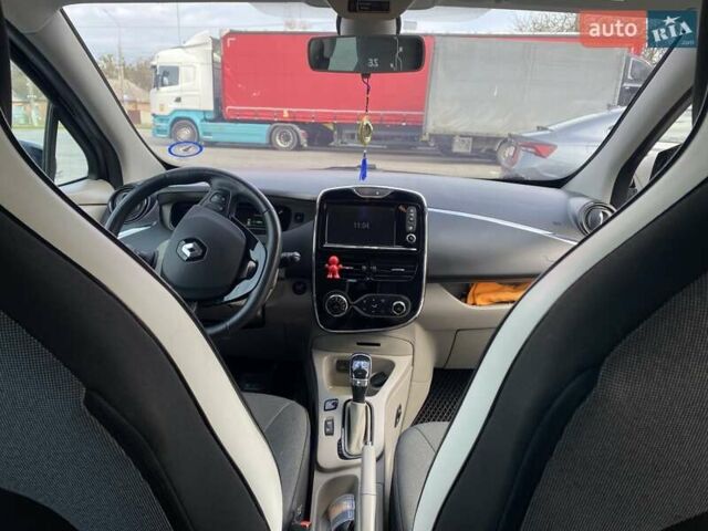 Рено Зое, объемом двигателя 0 л и пробегом 89 тыс. км за 7300 $, фото 5 на Automoto.ua