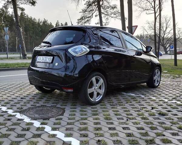 Рено Зое, объемом двигателя 0 л и пробегом 117 тыс. км за 7600 $, фото 5 на Automoto.ua